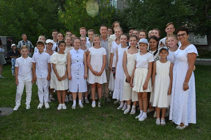 28.06.2021 Челябинск. С воспитанниками Студии Олега Митяева "Светлое будущее"