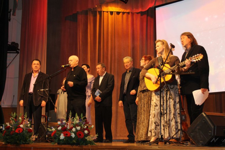 19 ноября 2013