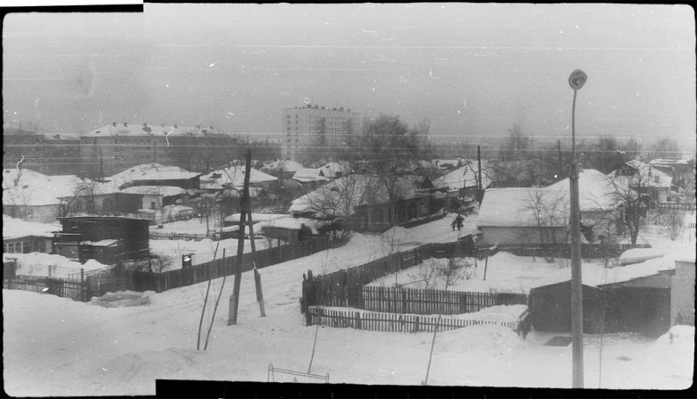 Новороссийская 122,вид из дома